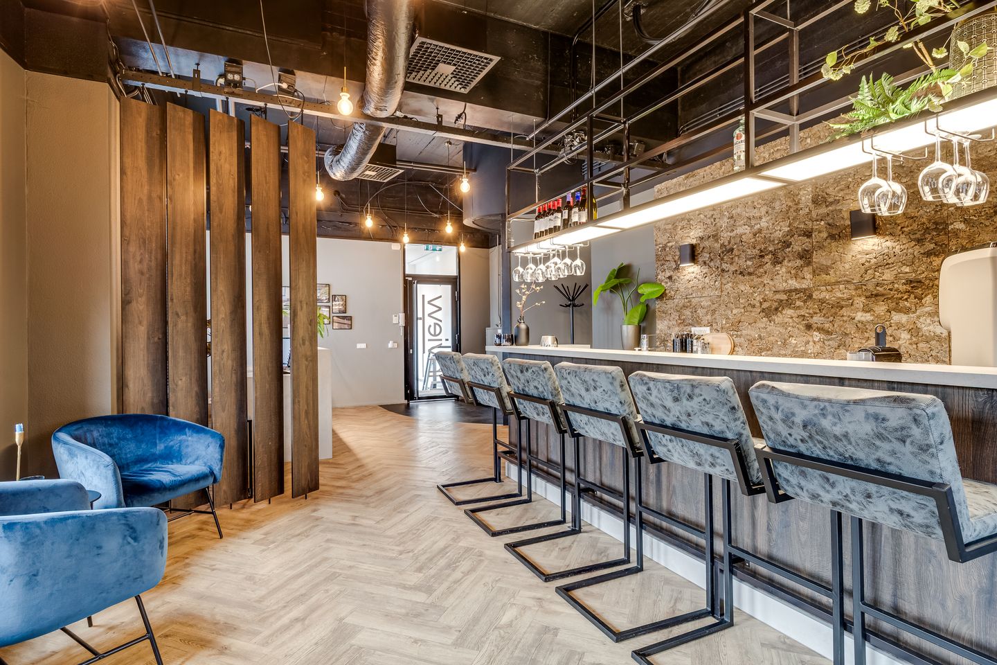 View photo 5 of Stadsring 140