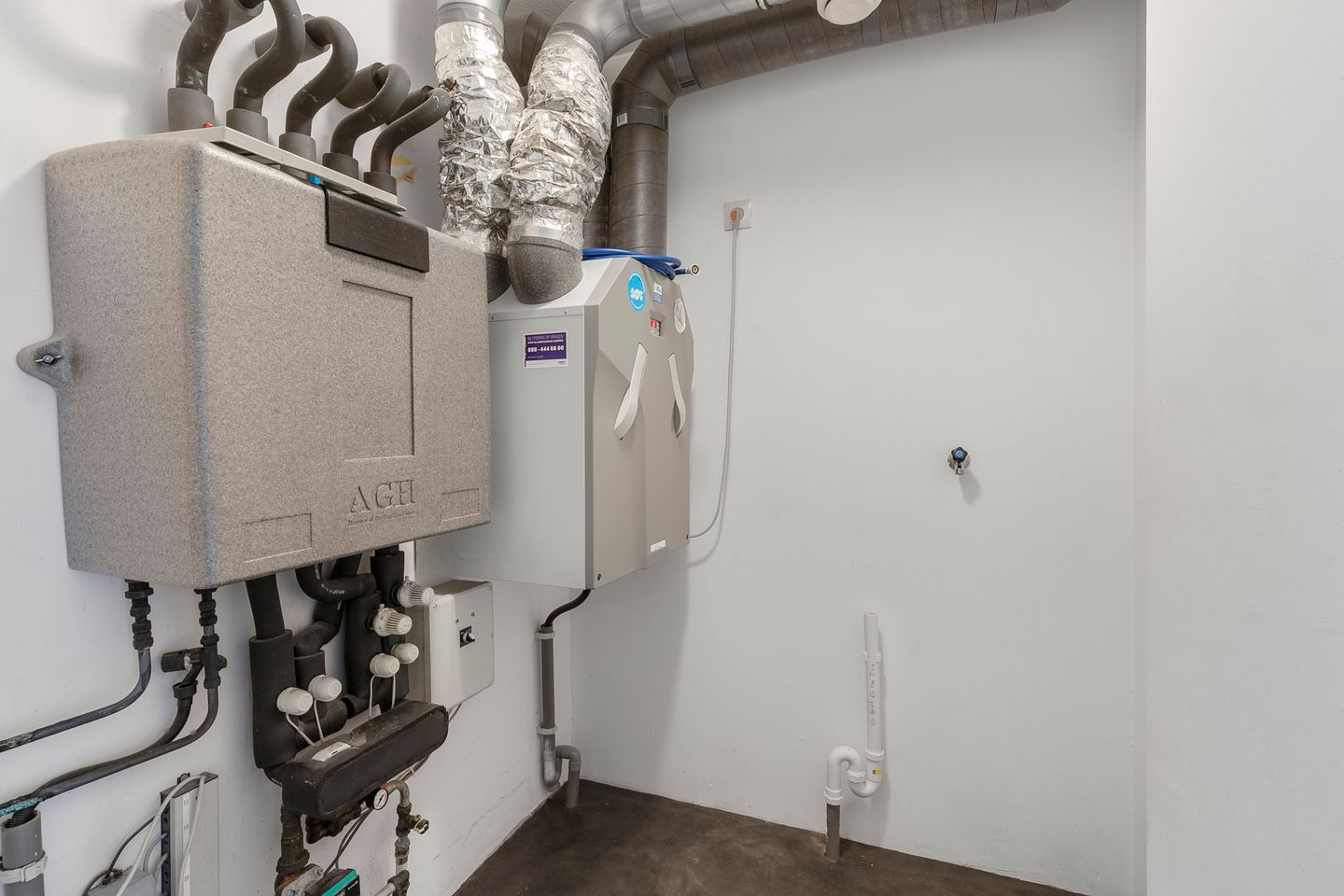 Foto 19 van Willem Frederik Hermansstraat 105