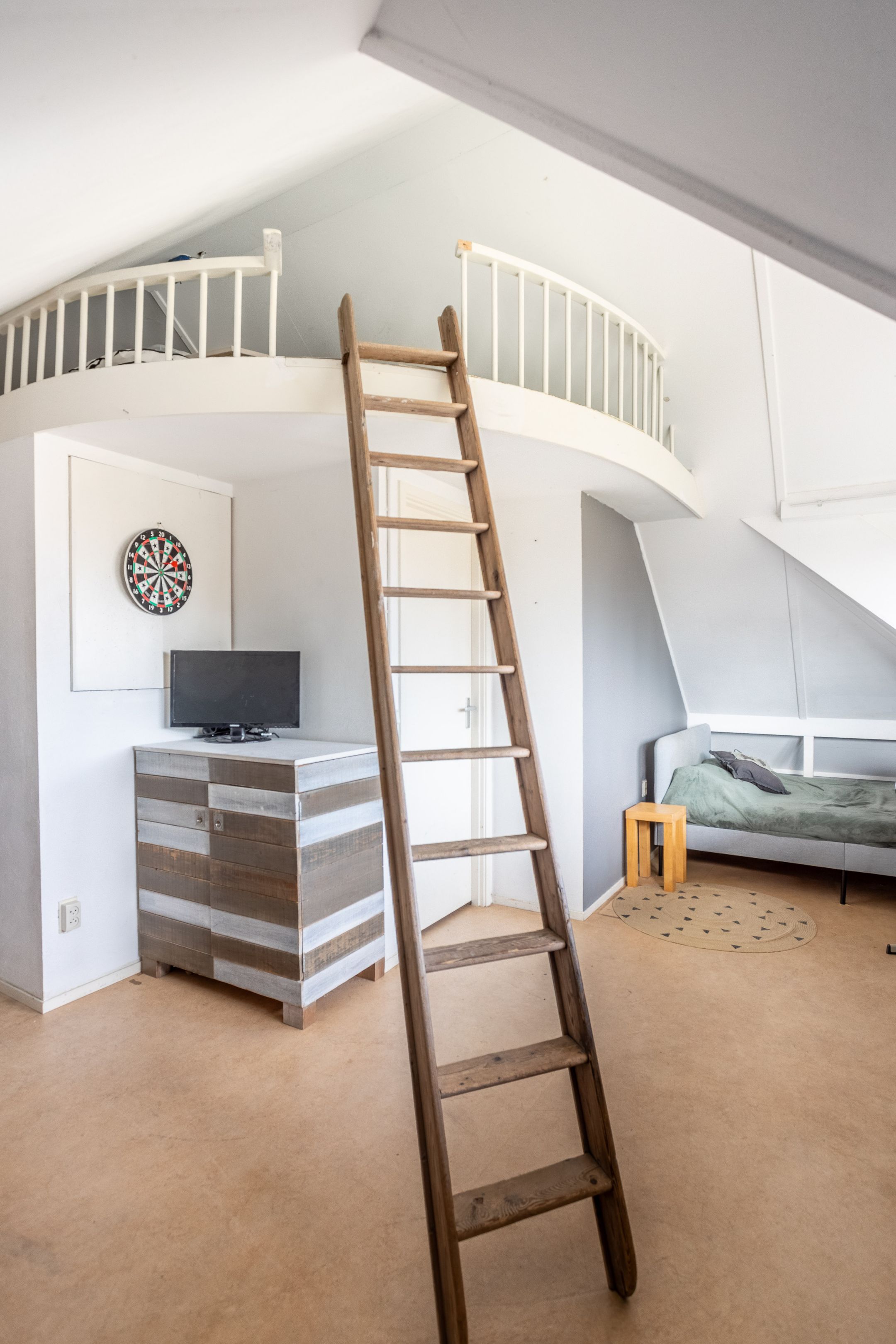 Foto 36 van Colmarstraat 70