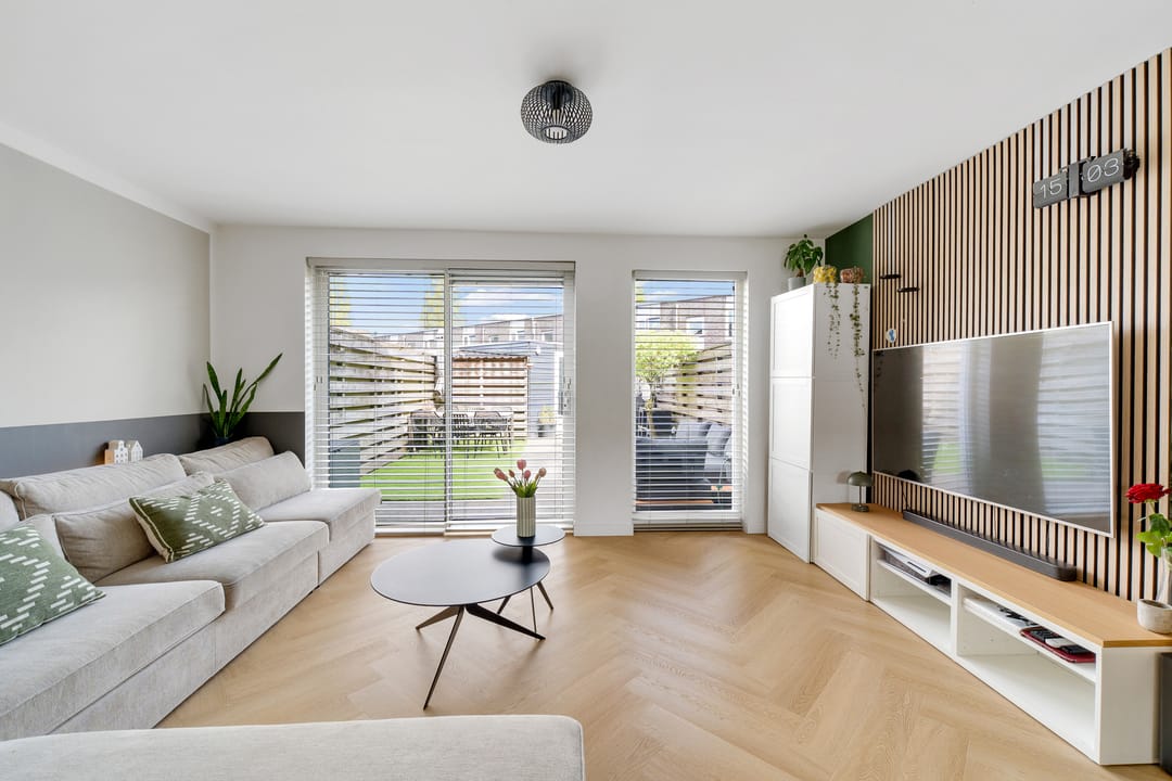 Photo 2 of Dotterbloem 40