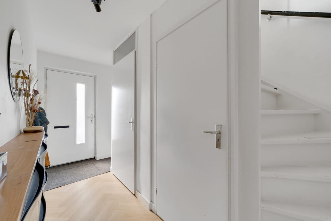 Photo 11 of Dotterbloem 40