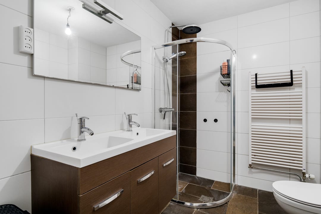 Photo 16 of Dotterbloem 40