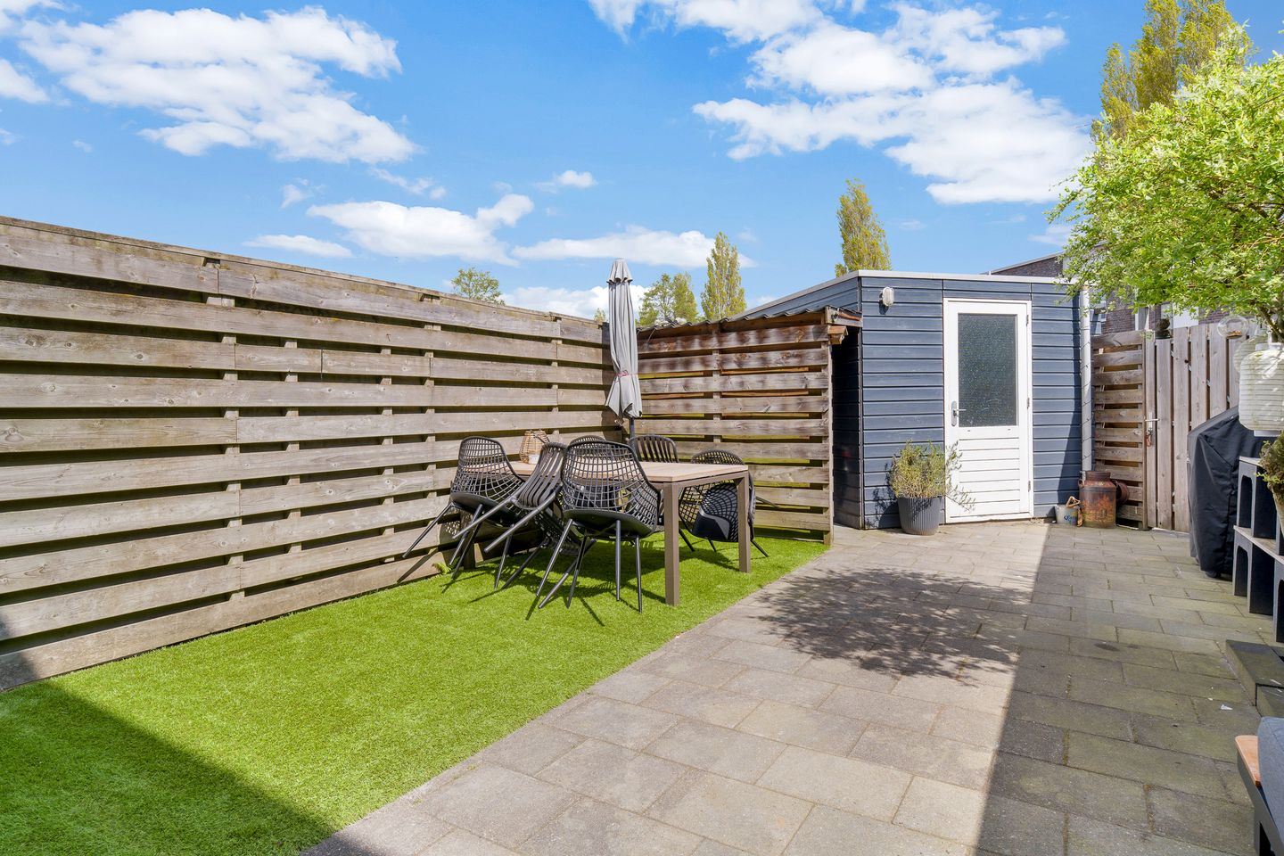 Photo 29 of Dotterbloem 40