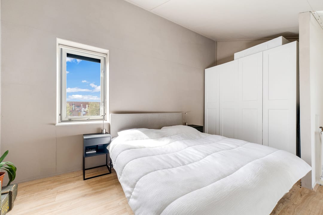 Photo 22 of Dotterbloem 40