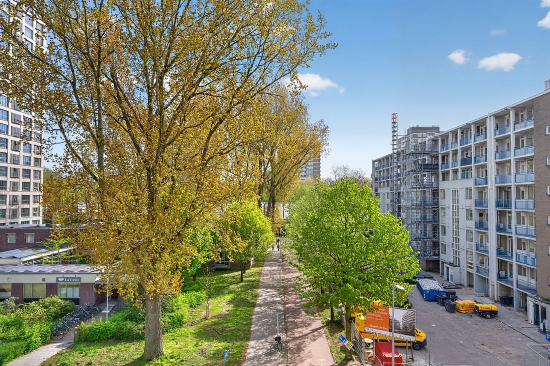 Foto 37 van Derkinderenstraat 49-P