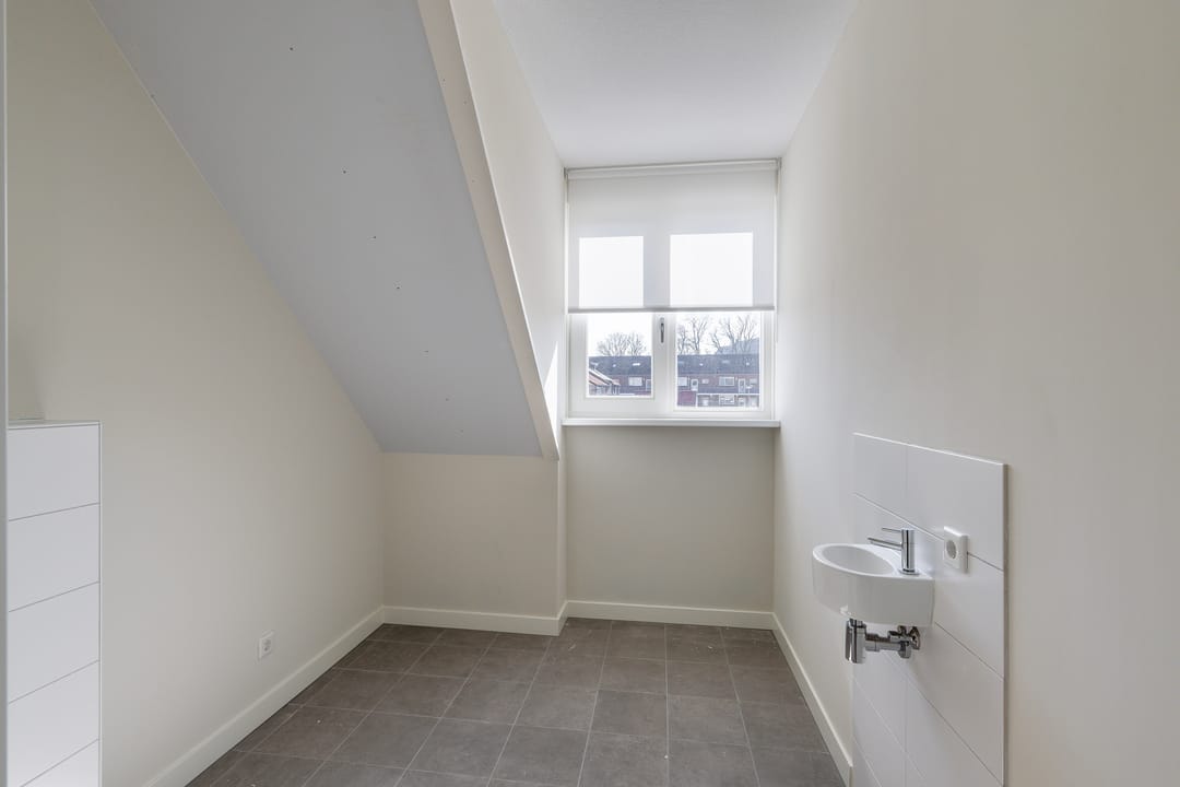 Life-Cycle Friendly Corner Home with Free View and A+++ Energy Label — 31