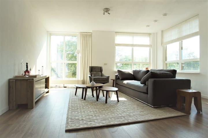 Photo 2 of Carnegielaan 34