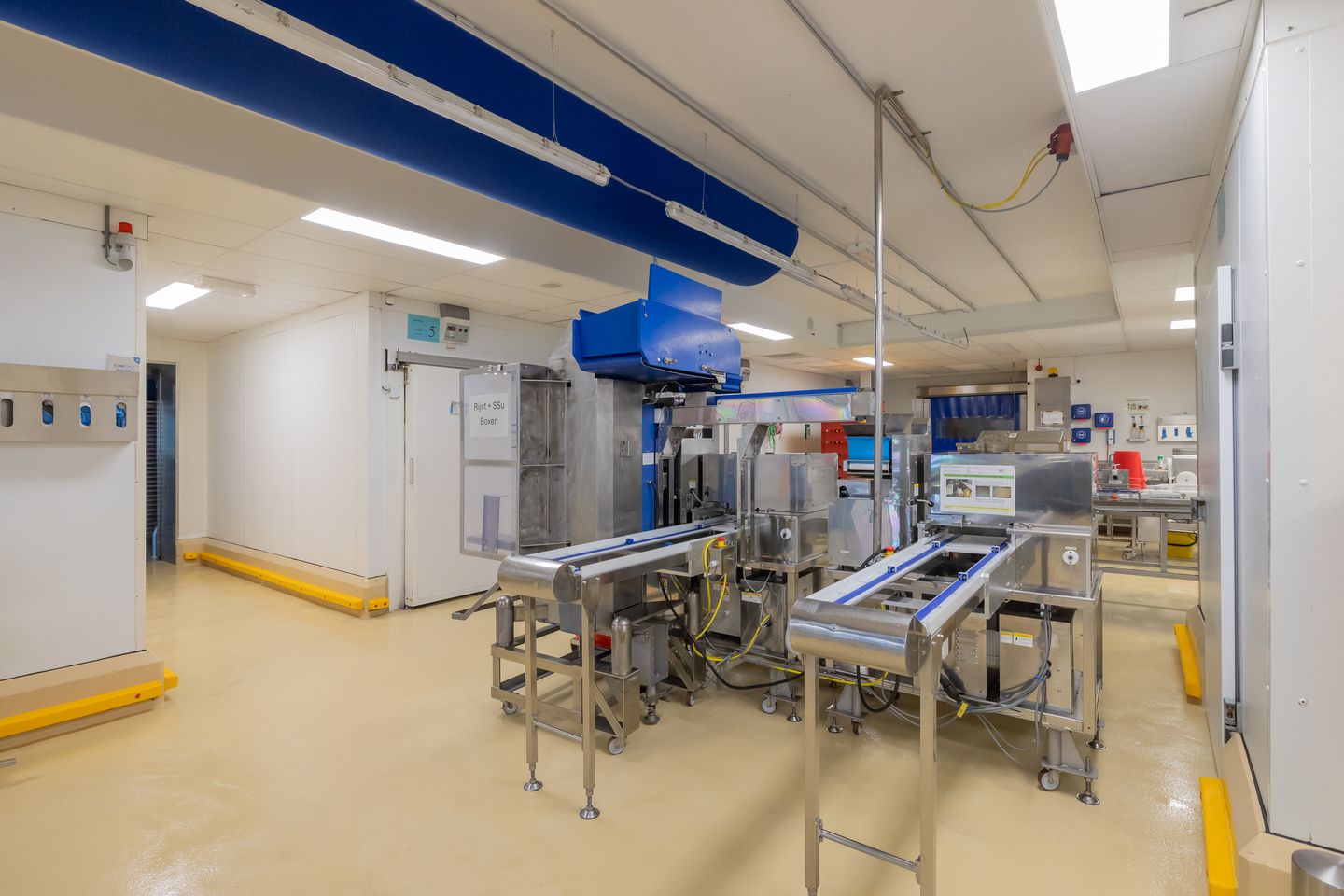 View photo 4 of Waaier 21-27