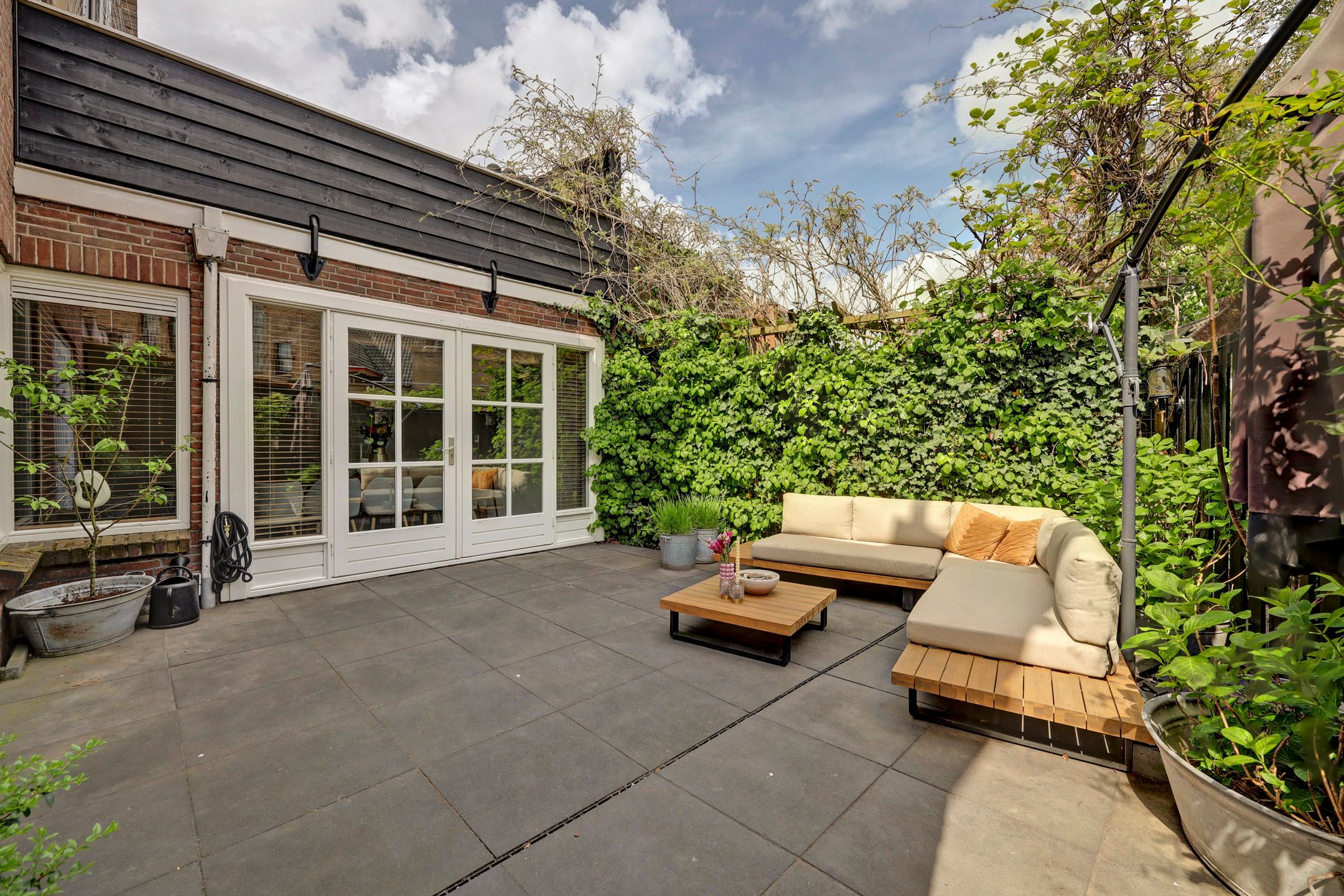 Foto 3 van Middeldiepstraat 2