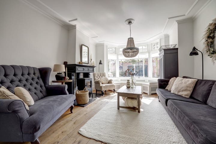 Tussenwoning te koop: Middeldiepstraat 2, Sliedrecht