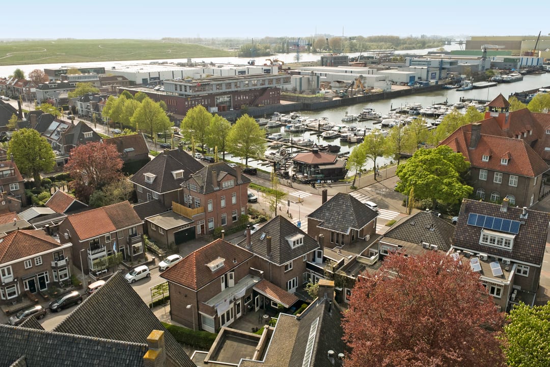 Foto 61 van Middeldiepstraat 2