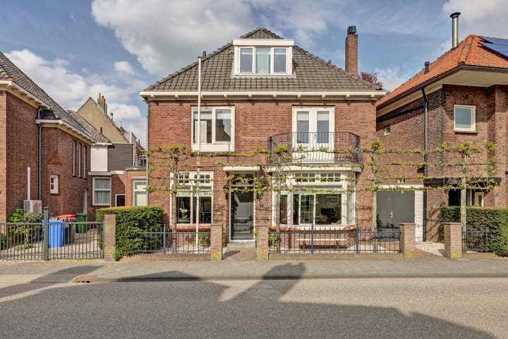 Middeldiepstraat 2