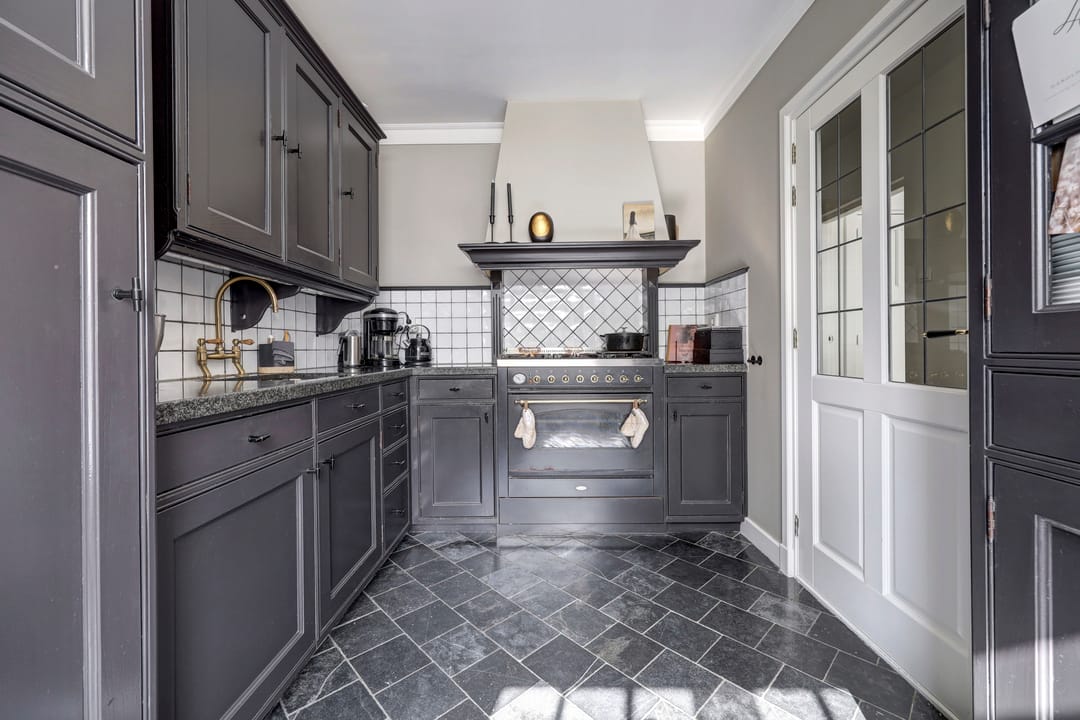 Foto 22 van Middeldiepstraat 2