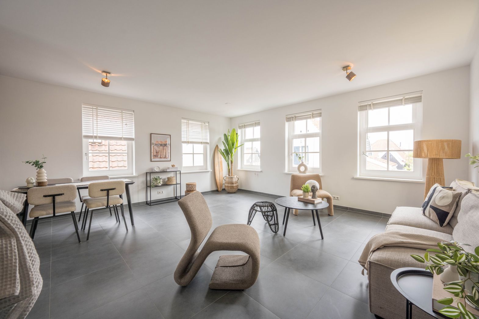 Foto 12 van Langebuurt 2-C