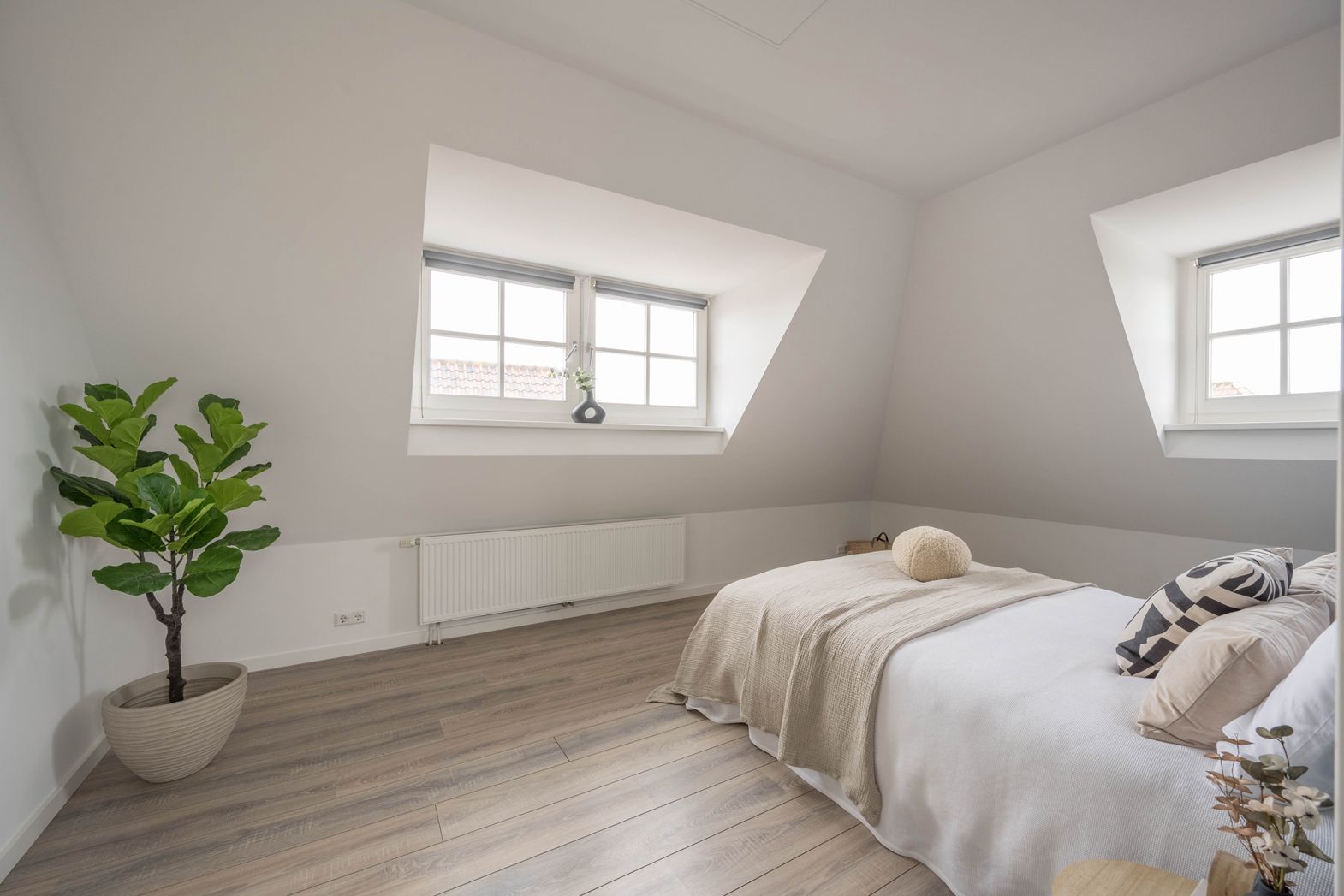 Foto 24 van Langebuurt 2-C