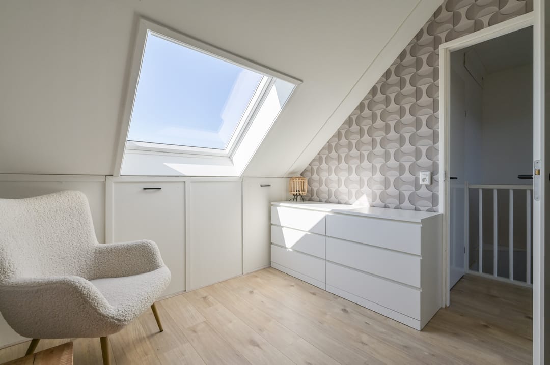 Modern terraced house with water view in Zeewolde — 32
