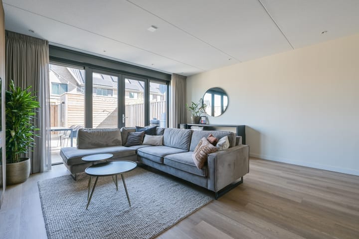 Foto 2 van Wijde Mantel 10