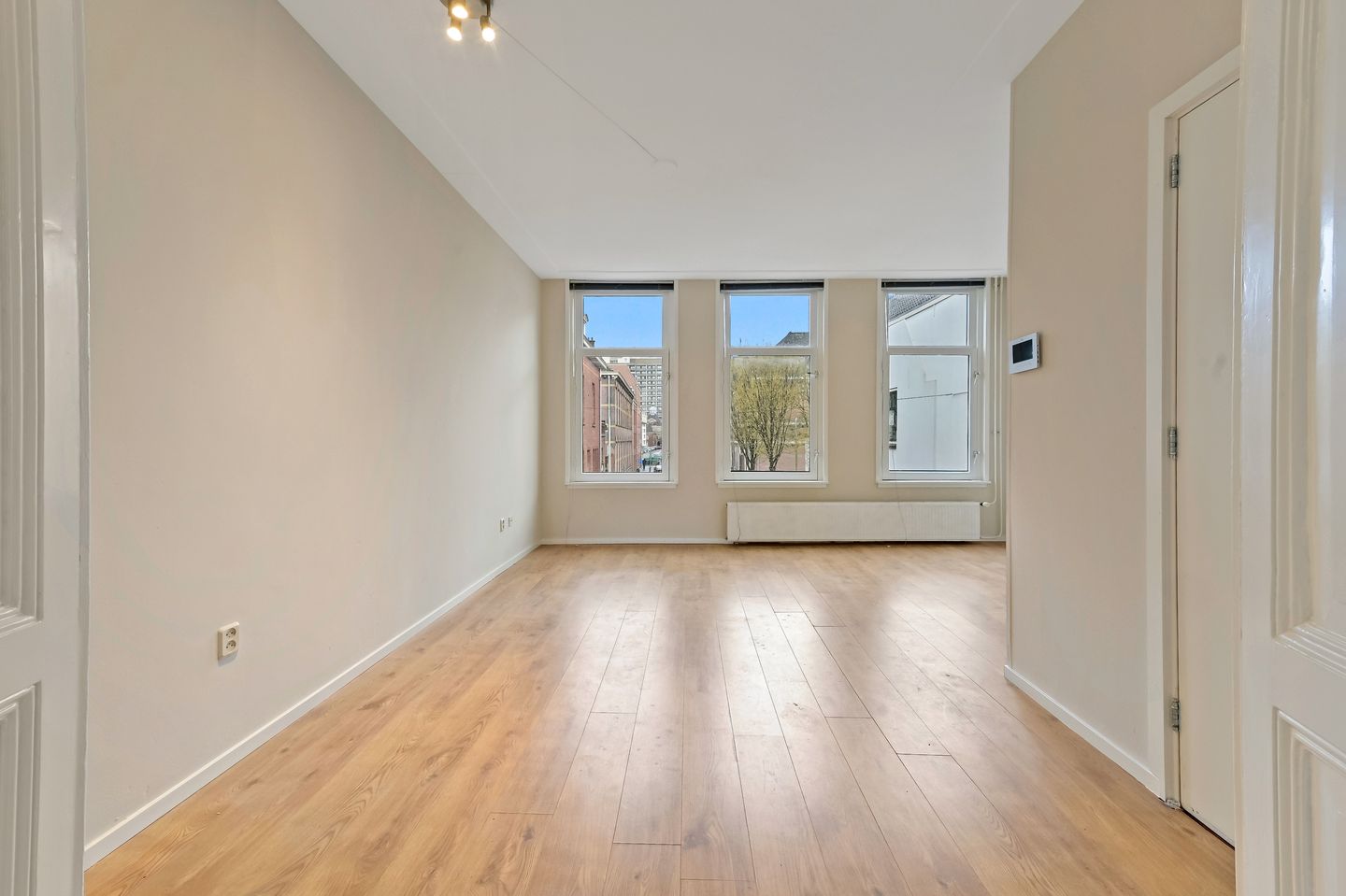 Photo 5 of Assendelftstraat 12-B