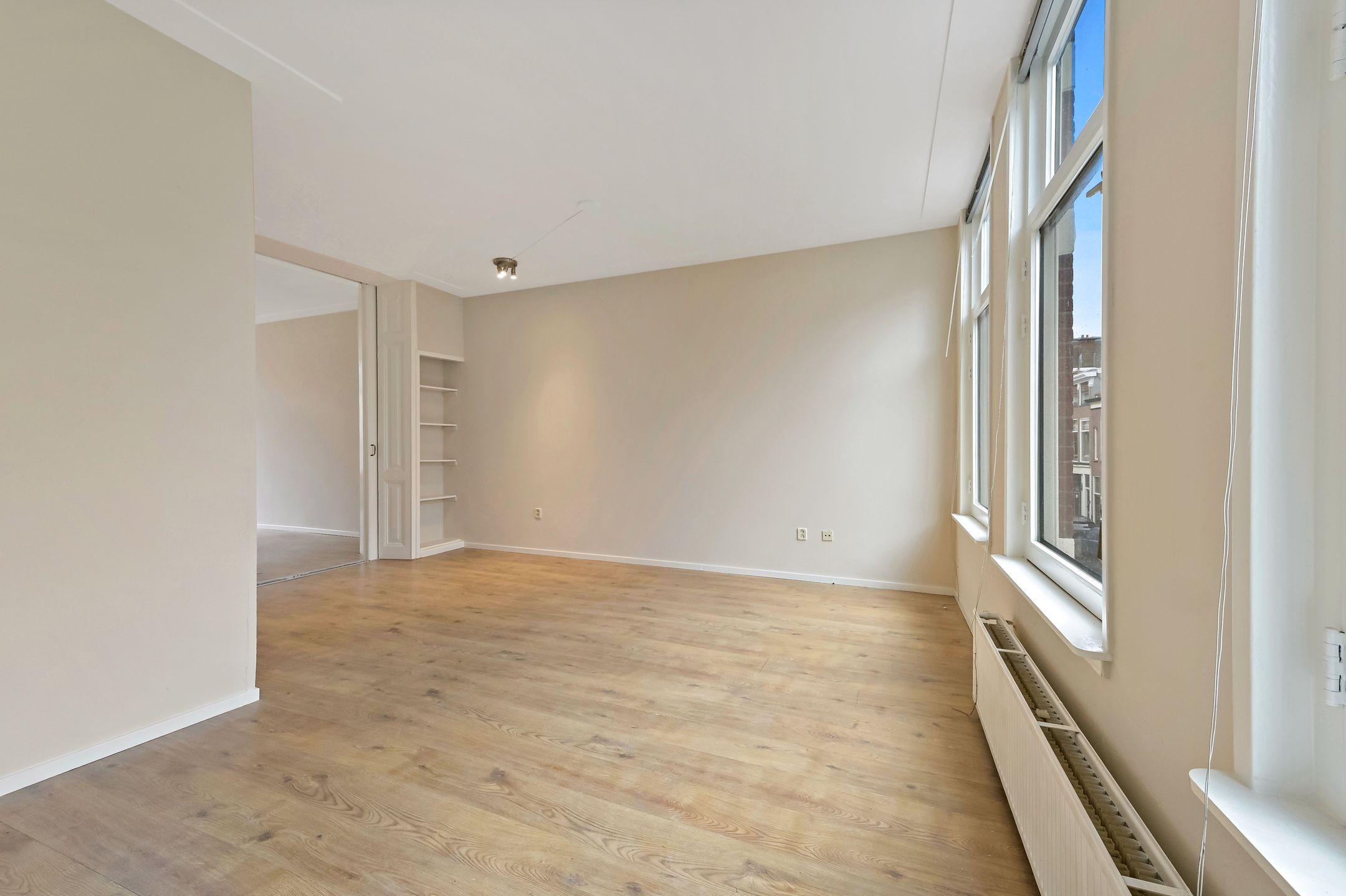 Photo 6 of Assendelftstraat 12-B