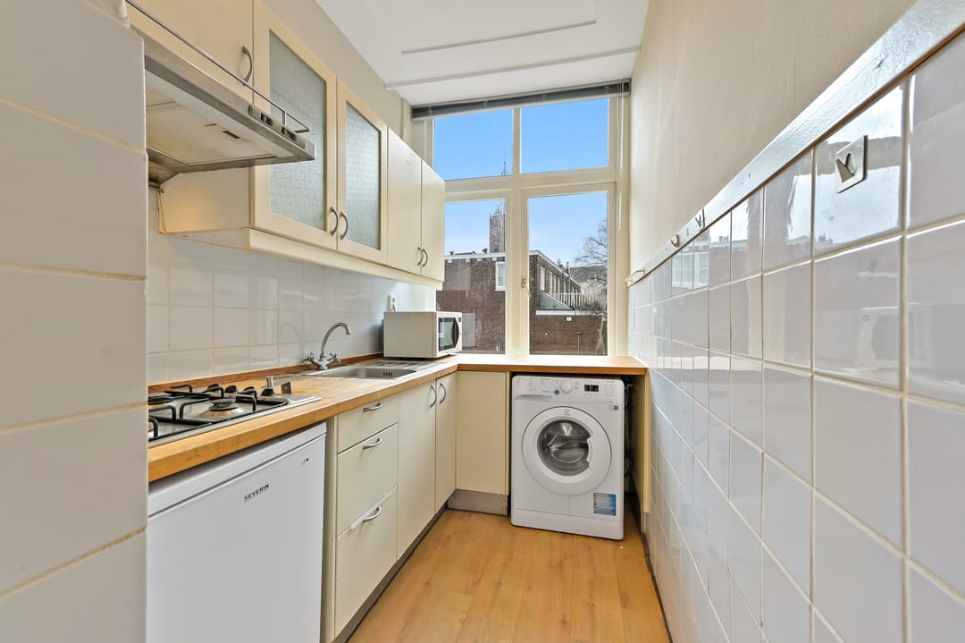 Photo 13 of Assendelftstraat 12-B