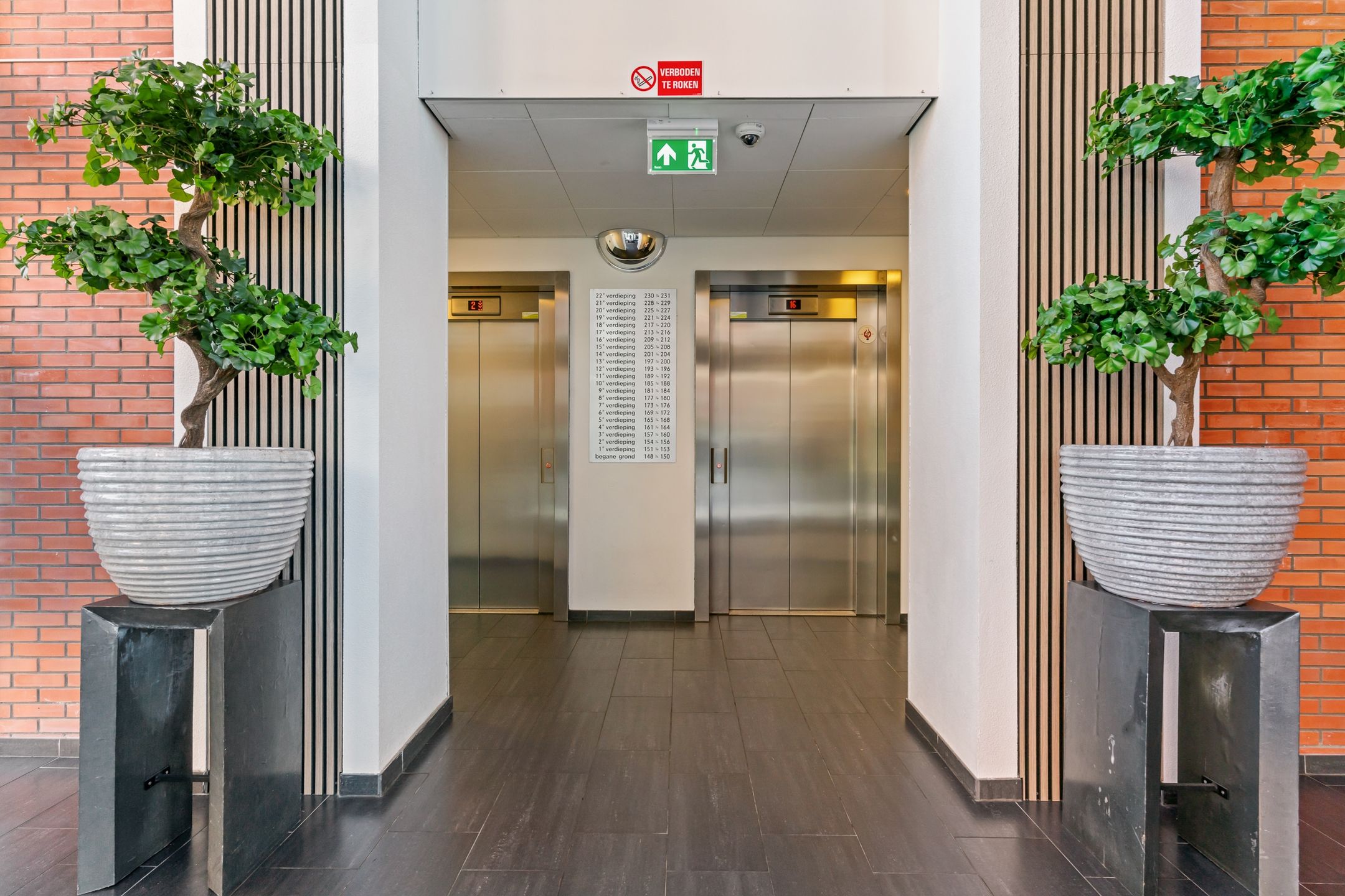 Foto 30 van Conradwerf 211