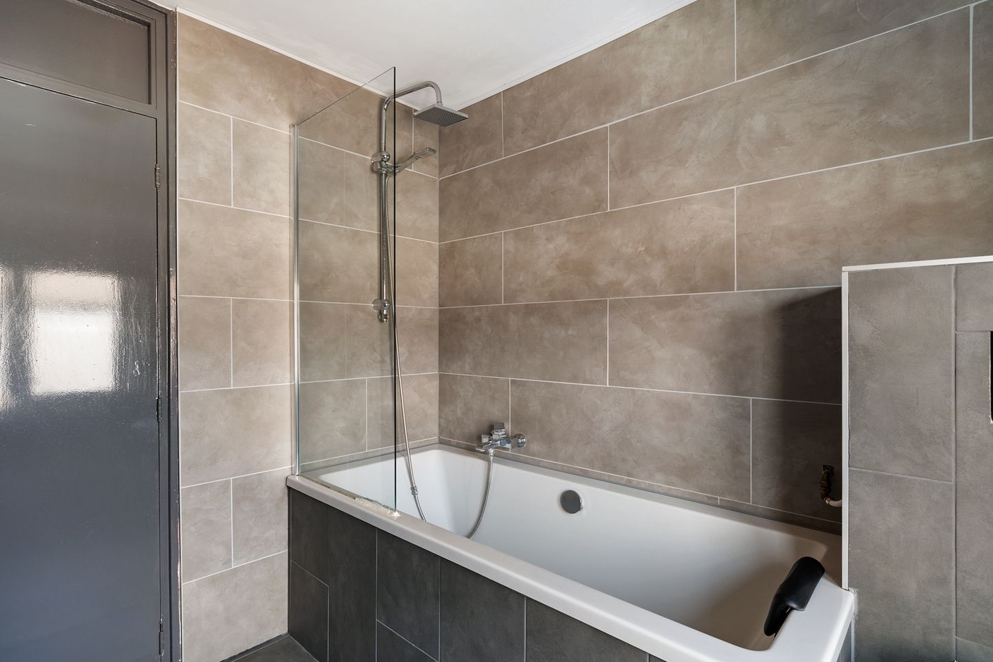 Photo 20 of Colijnstraat 3