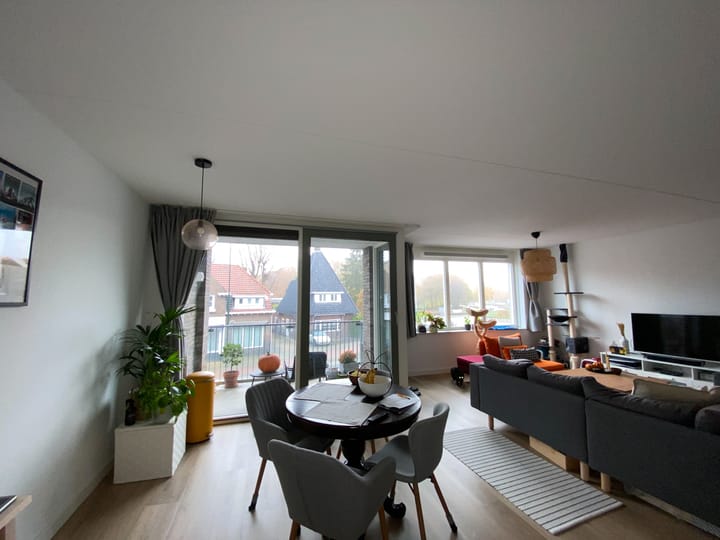 Photo 5 of Nieuwendijk 23-D