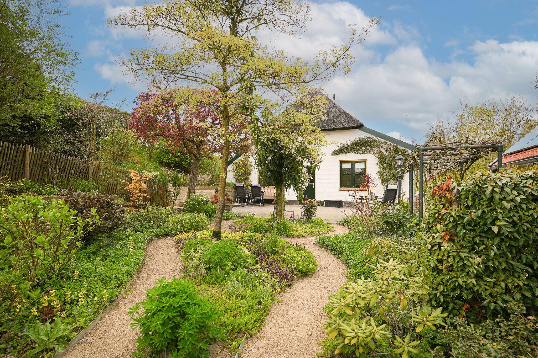 Detached Dike Farmhouse with Large Plot in Rural Appeltern — 45