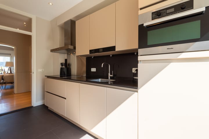 Appartement te koop: Maaskade 171C, Rotterdam