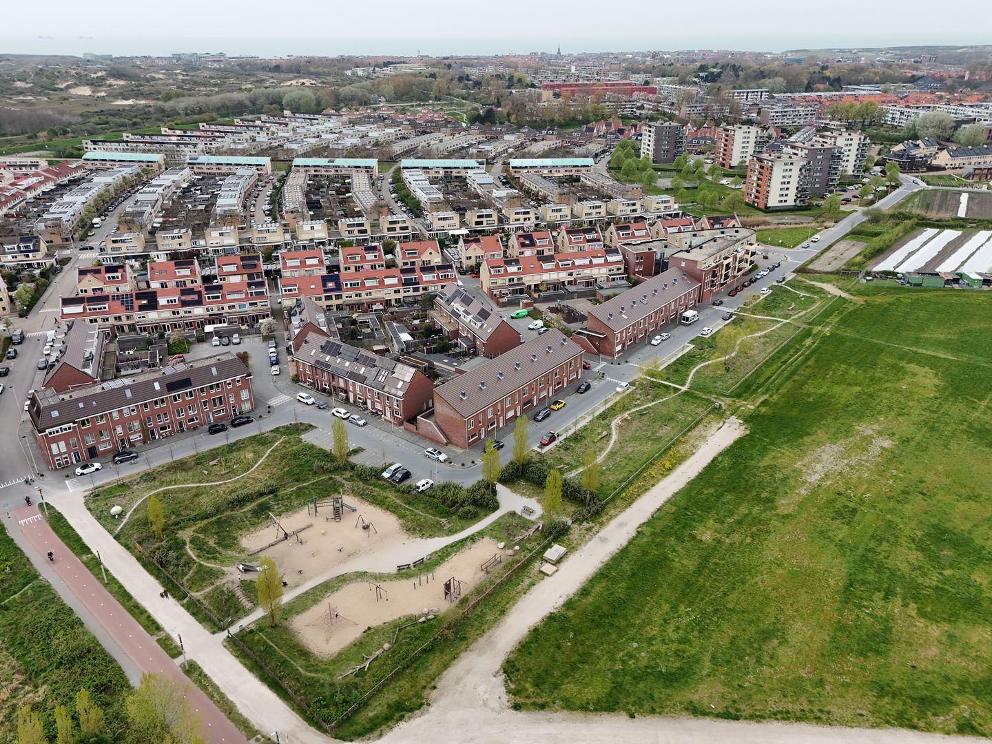 Foto 29 van Parnassia 407