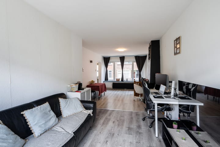 Photo 2 of Deensestraat 62-A