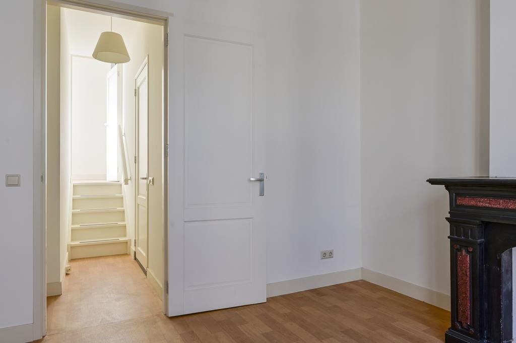 Photo 9 of Damstraat 30-B