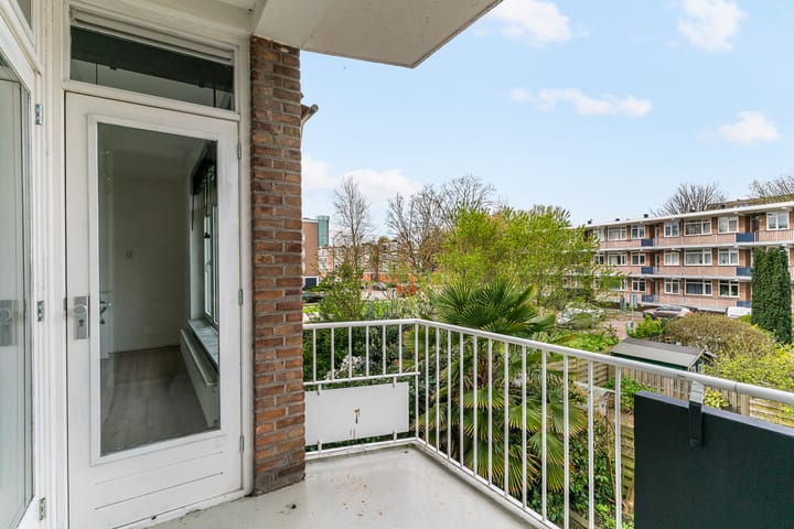 Foto 4 van Reviusstraat 26