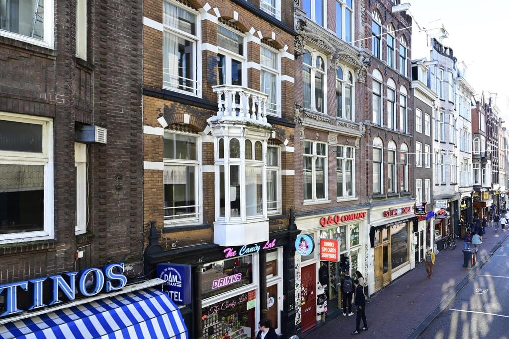 Photo 14 of Damstraat 30-B