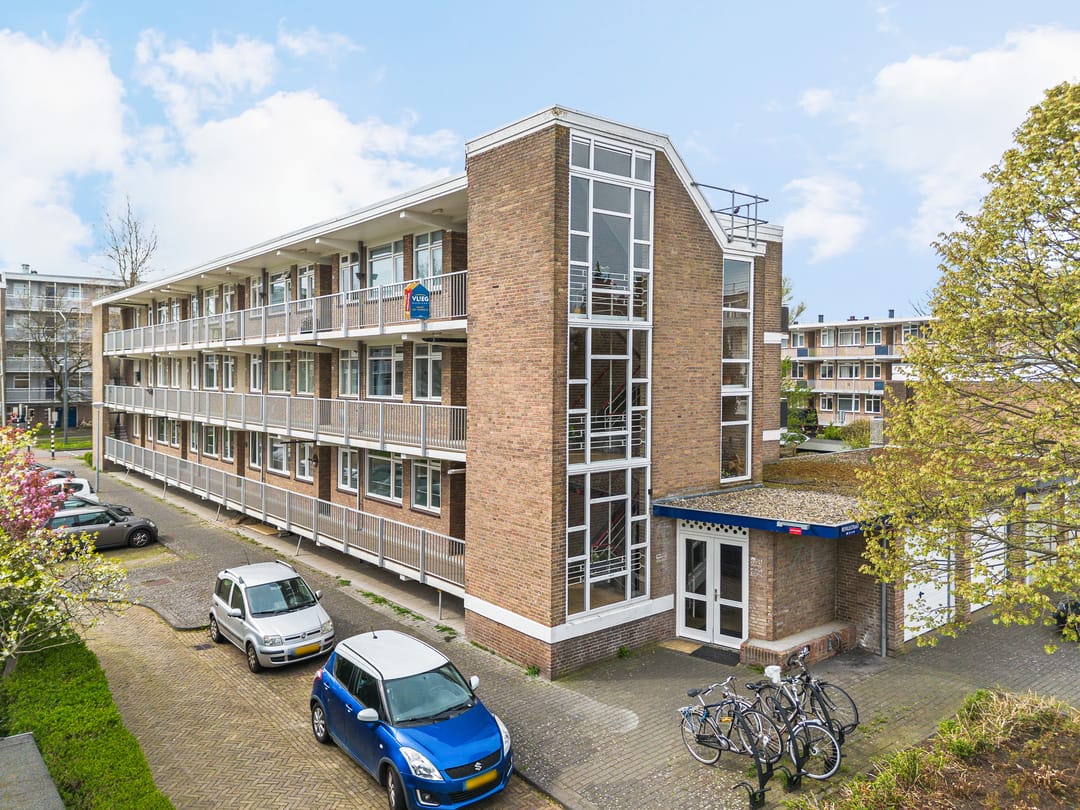 Foto 32 van Reviusstraat 26