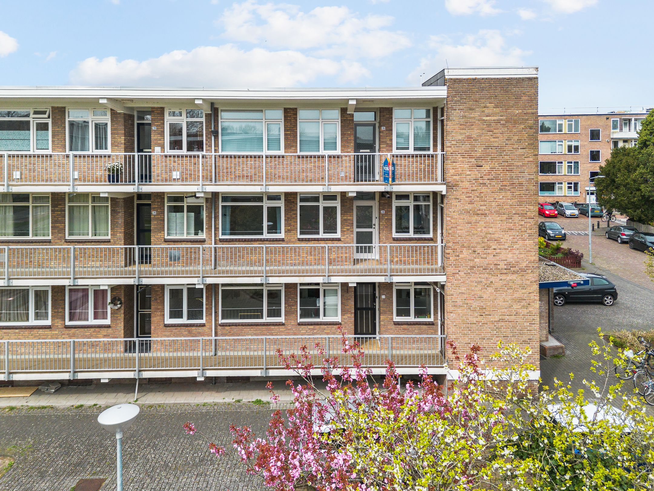 Foto 30 van Reviusstraat 26