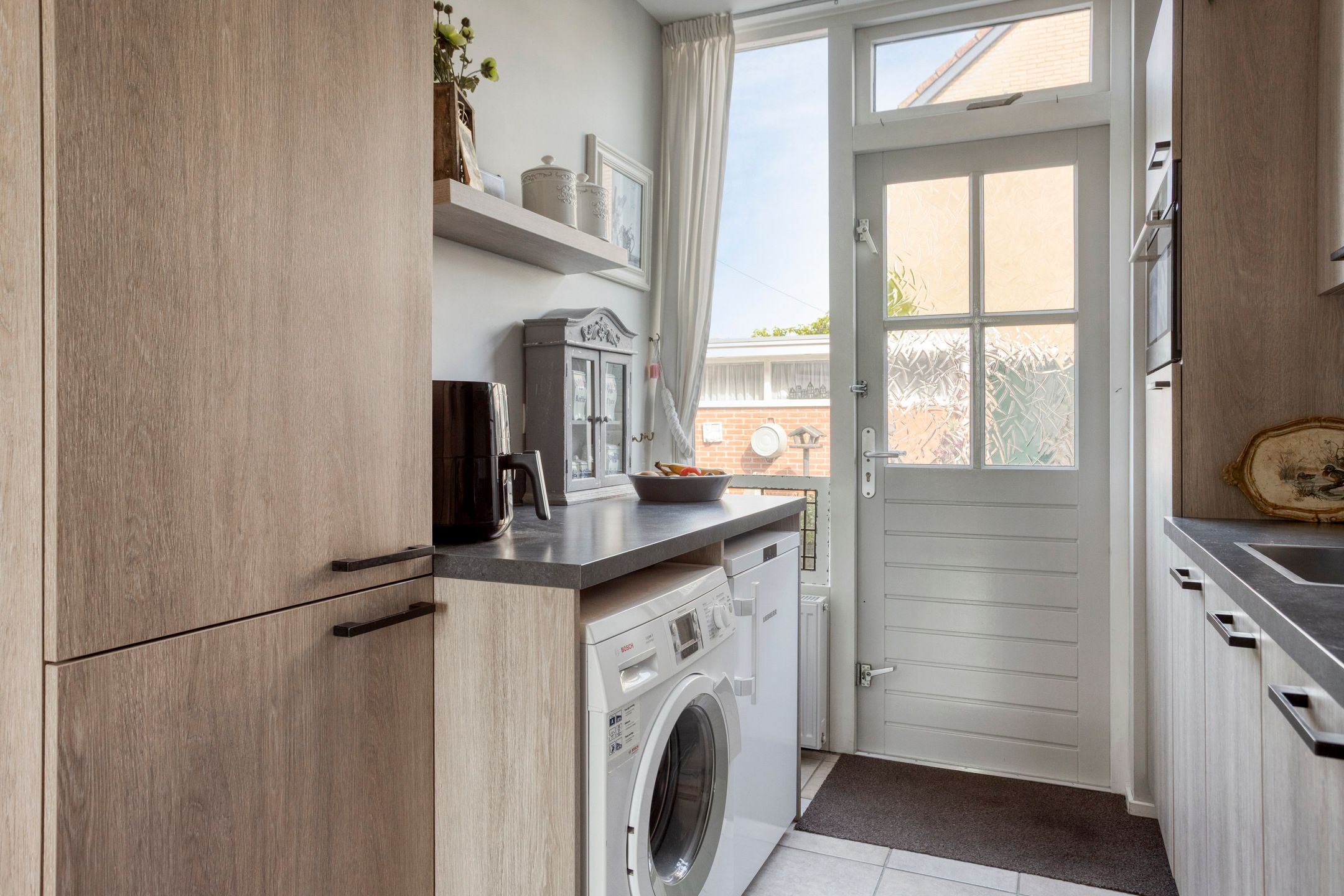 Photo 18 of Admiraal Helfrichsingel 32