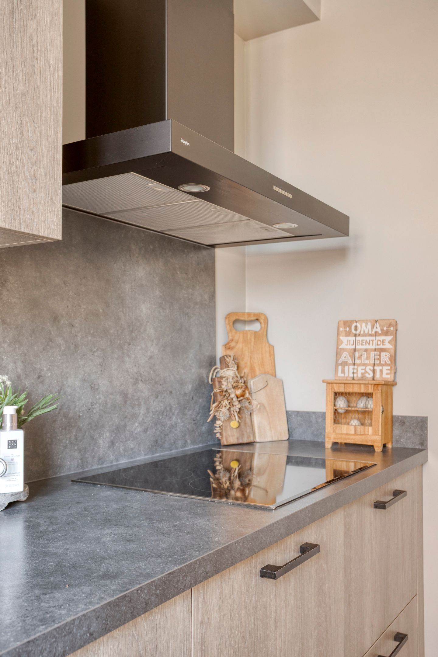 Photo 19 of Admiraal Helfrichsingel 32