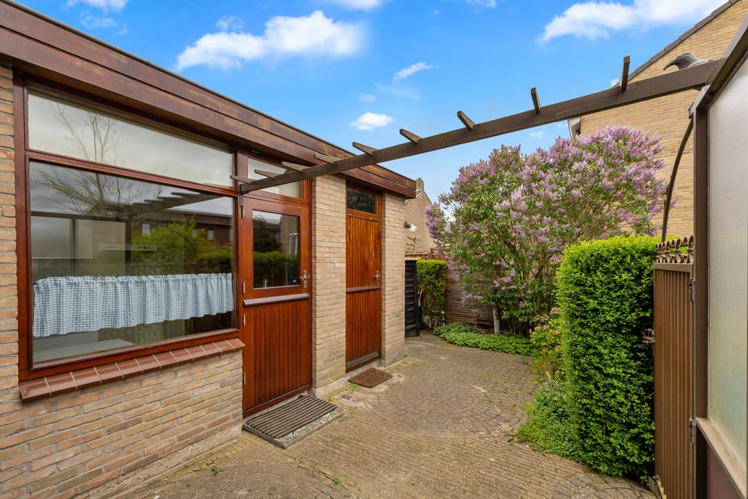 Foto 16 van Ribeslaan 6