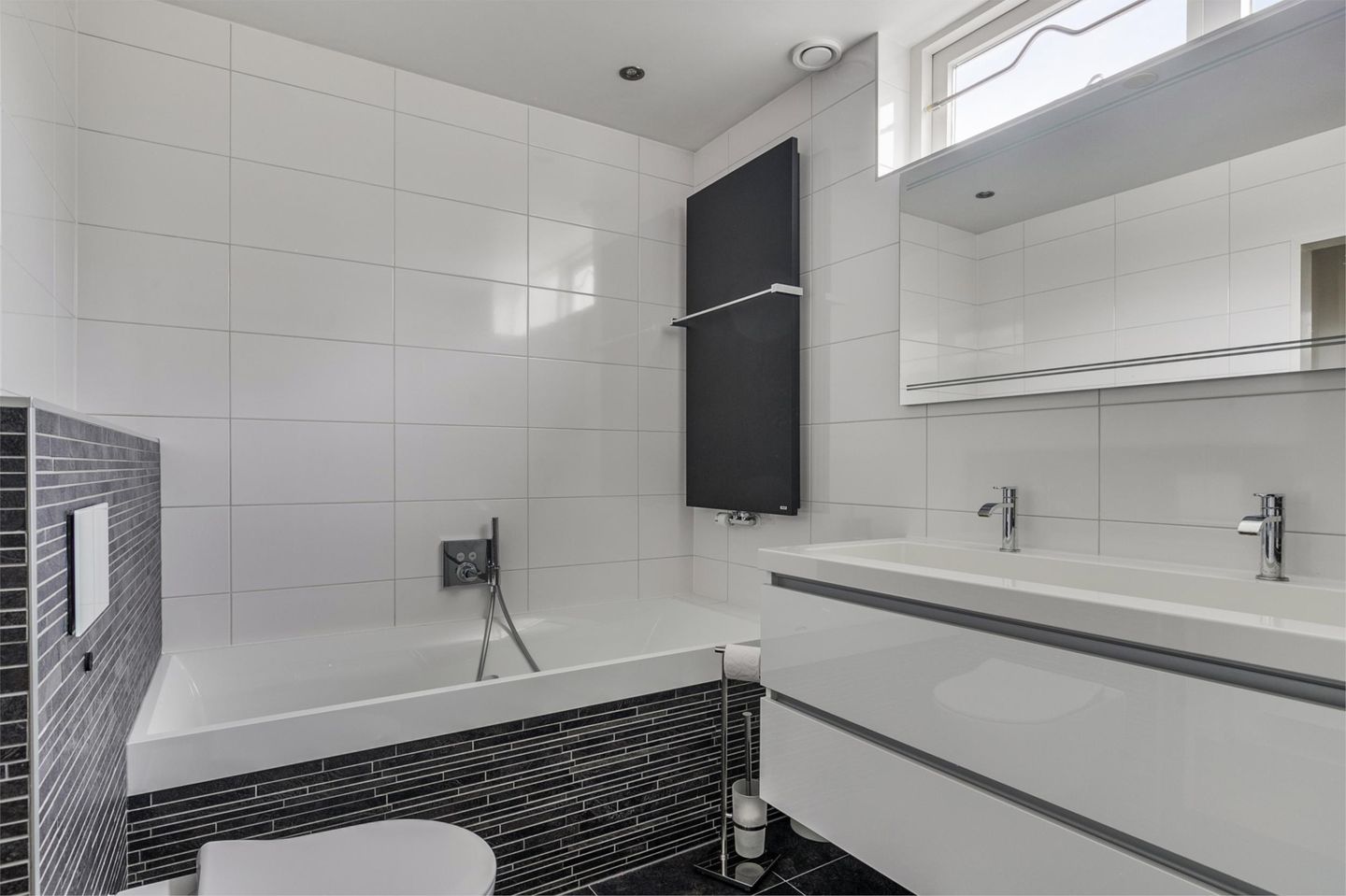 Foto 29 van Lennondreef 20