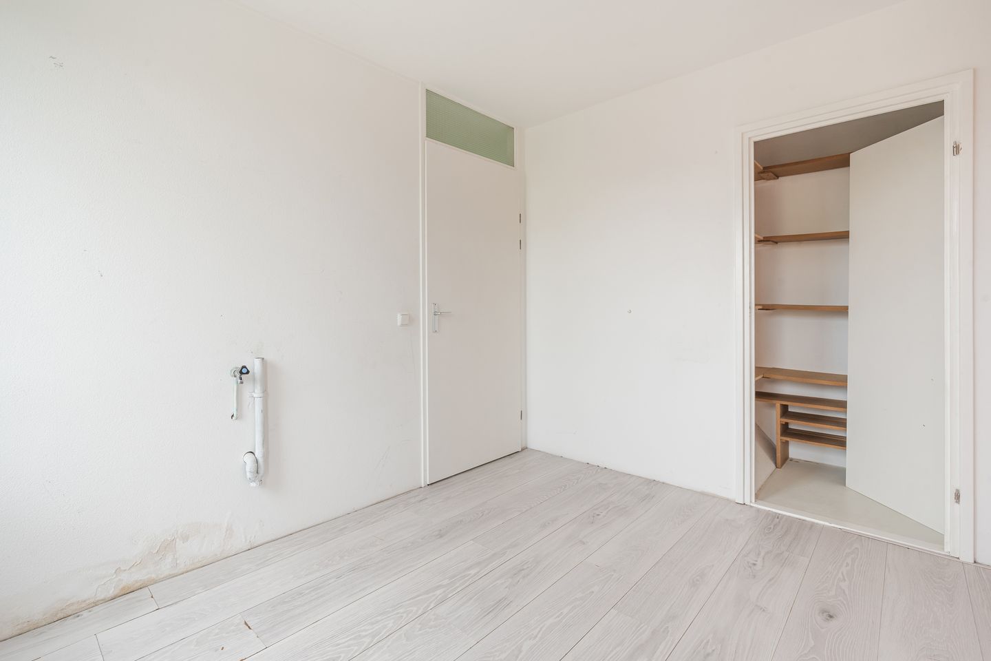 Foto 25 van Leiendekkerstraat 15