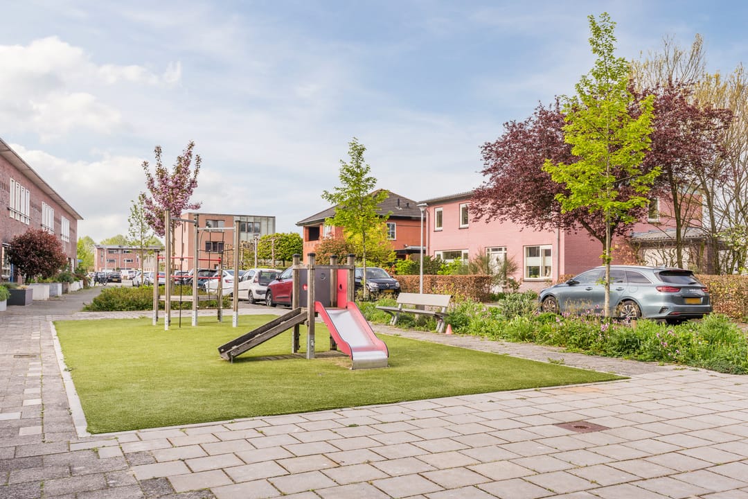 Foto 37 van Leiendekkerstraat 15