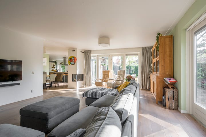 Foto 4 van Boterbloem 25