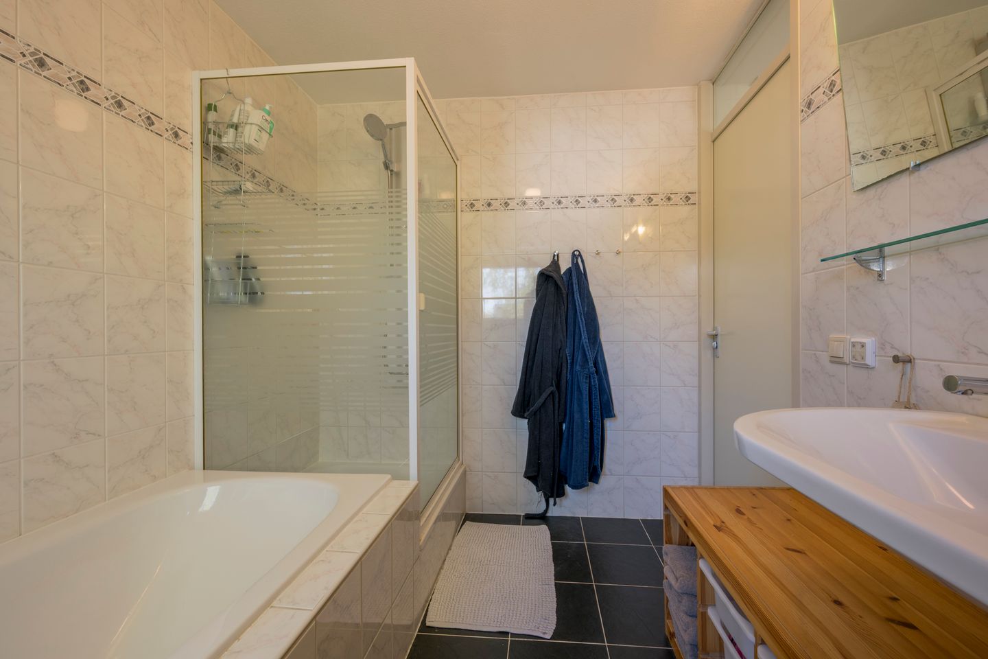 Foto 29 van Boterbloem 25