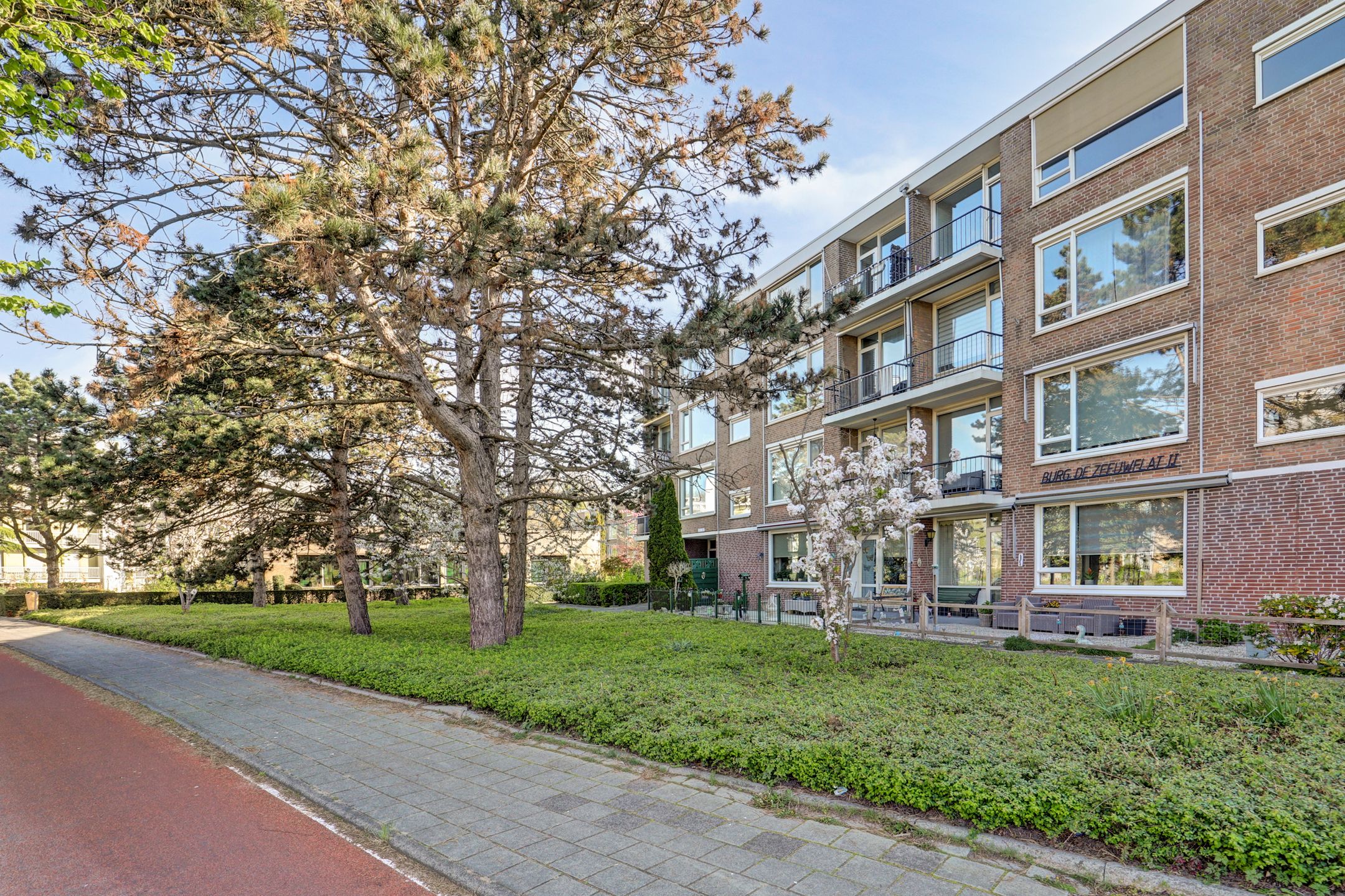 Foto 30 van Burgemeester de Zeeuwstraat 378