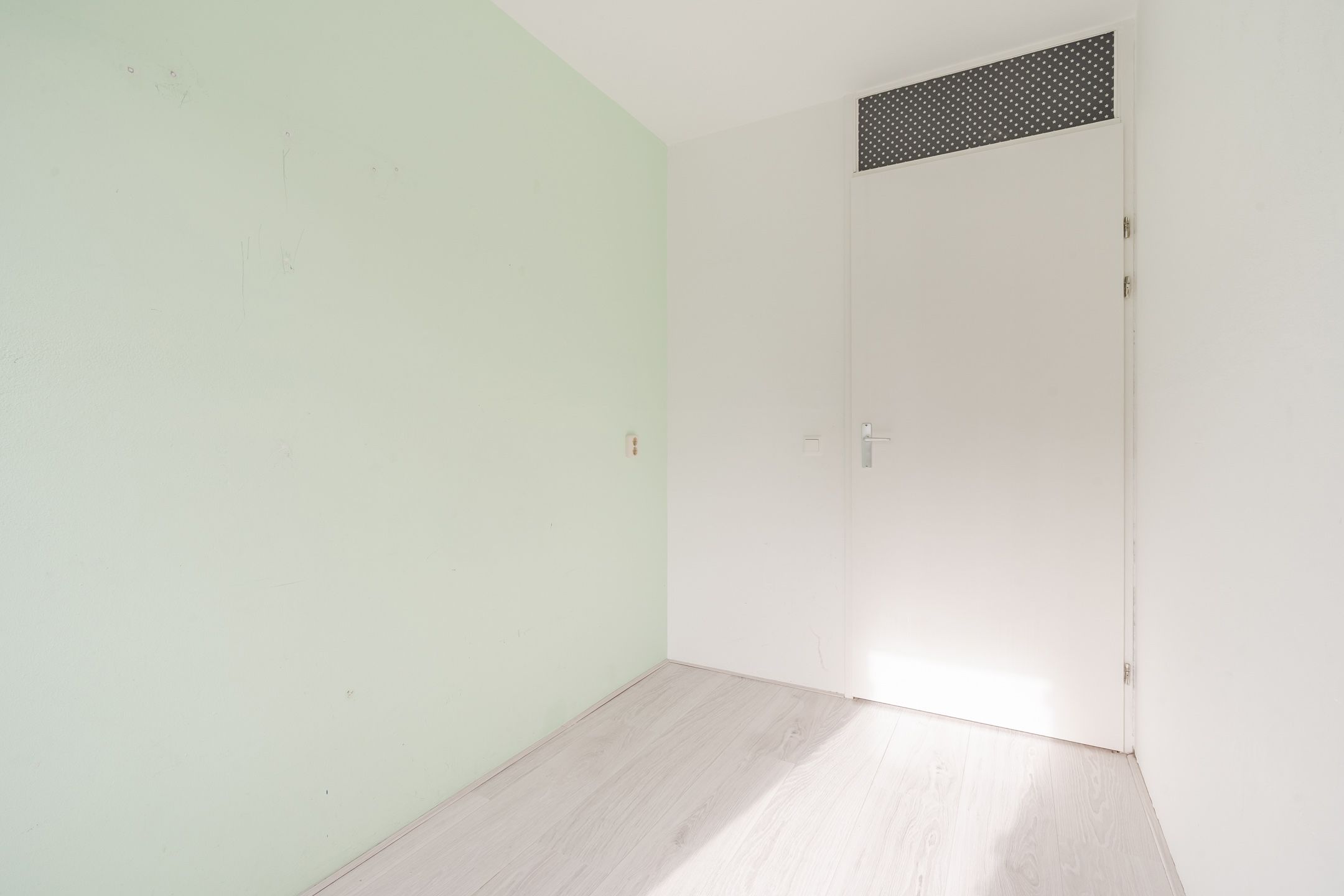 Foto 27 van Leiendekkerstraat 15