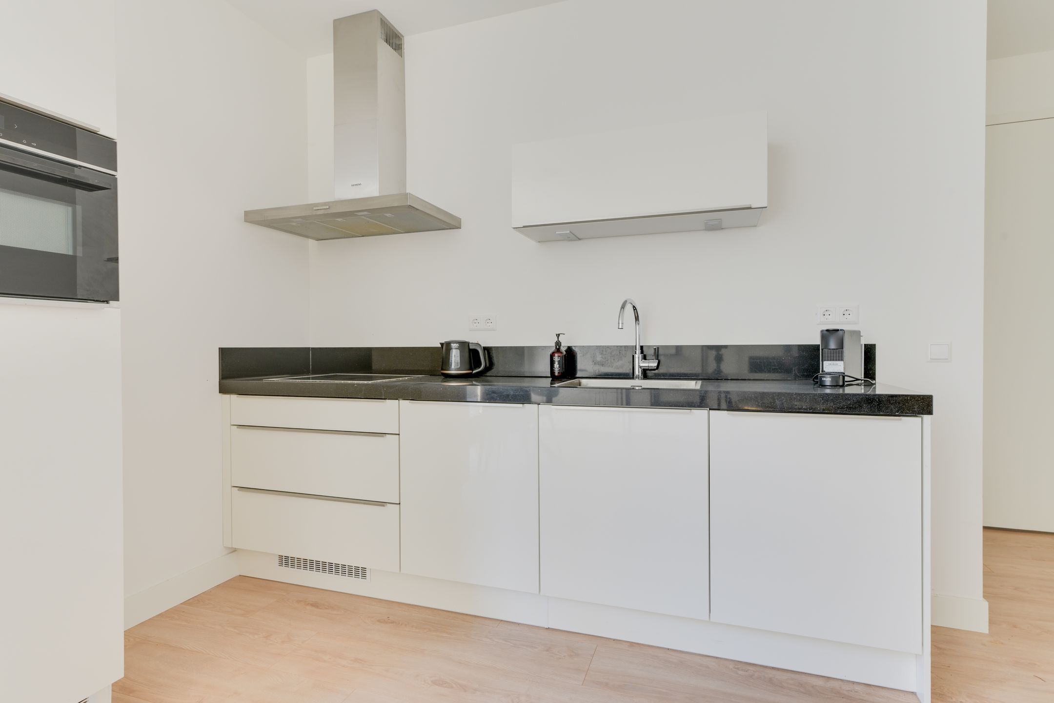 Foto 9 van Kennemerstraatweg 21-K