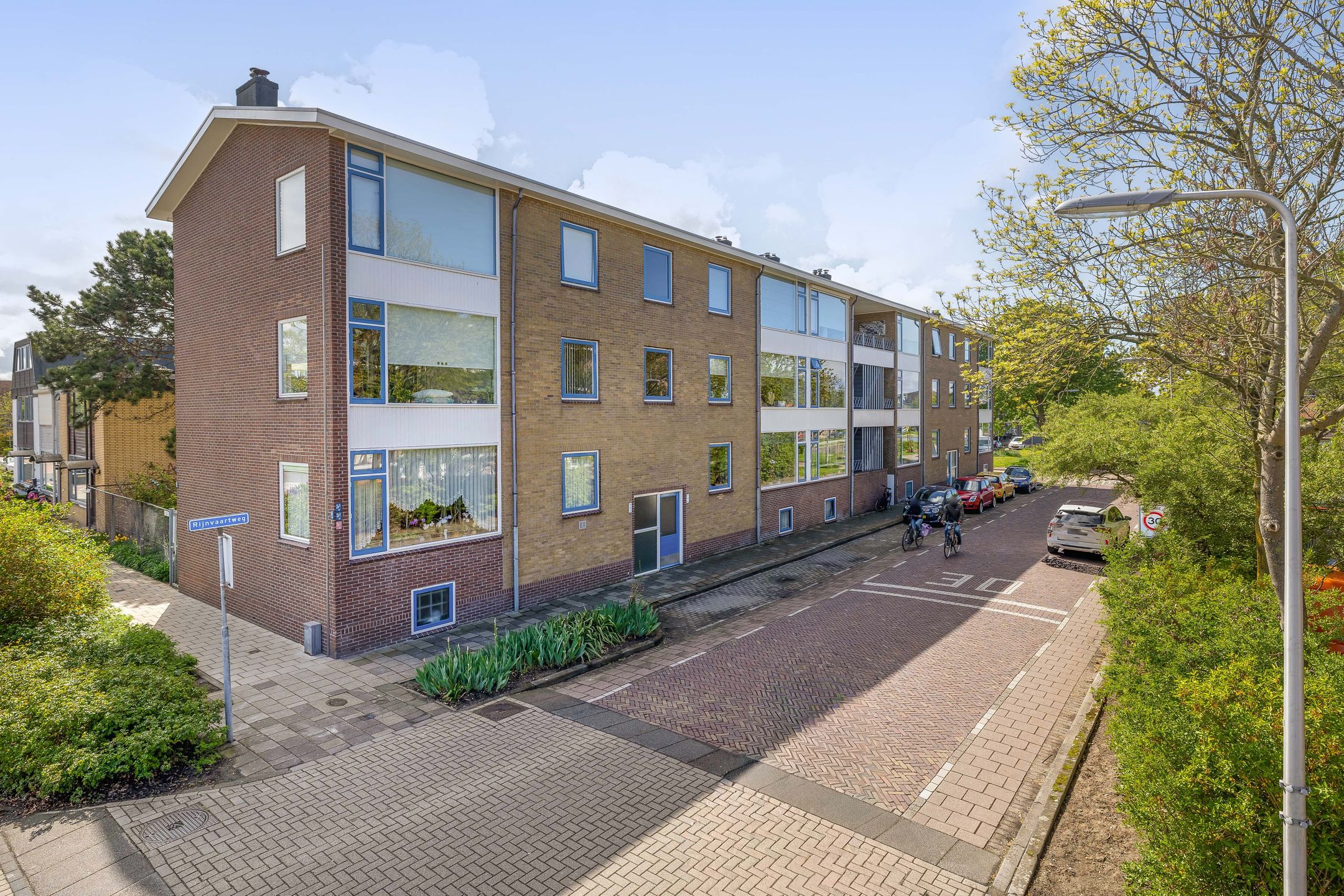 Rijnvaartweg 19 