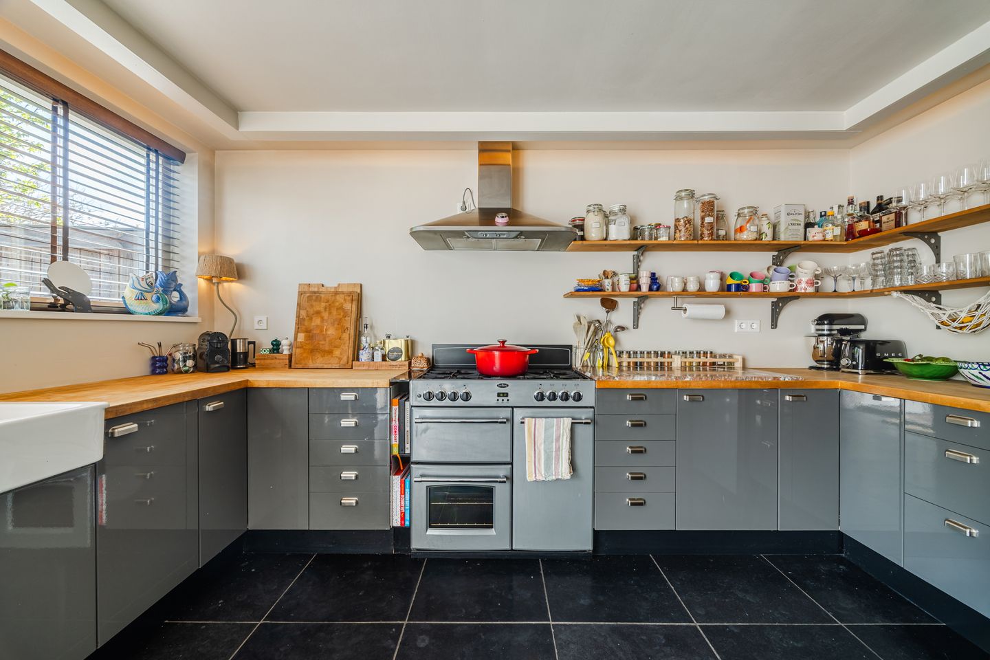 Foto 14 van Bredaseweg 192