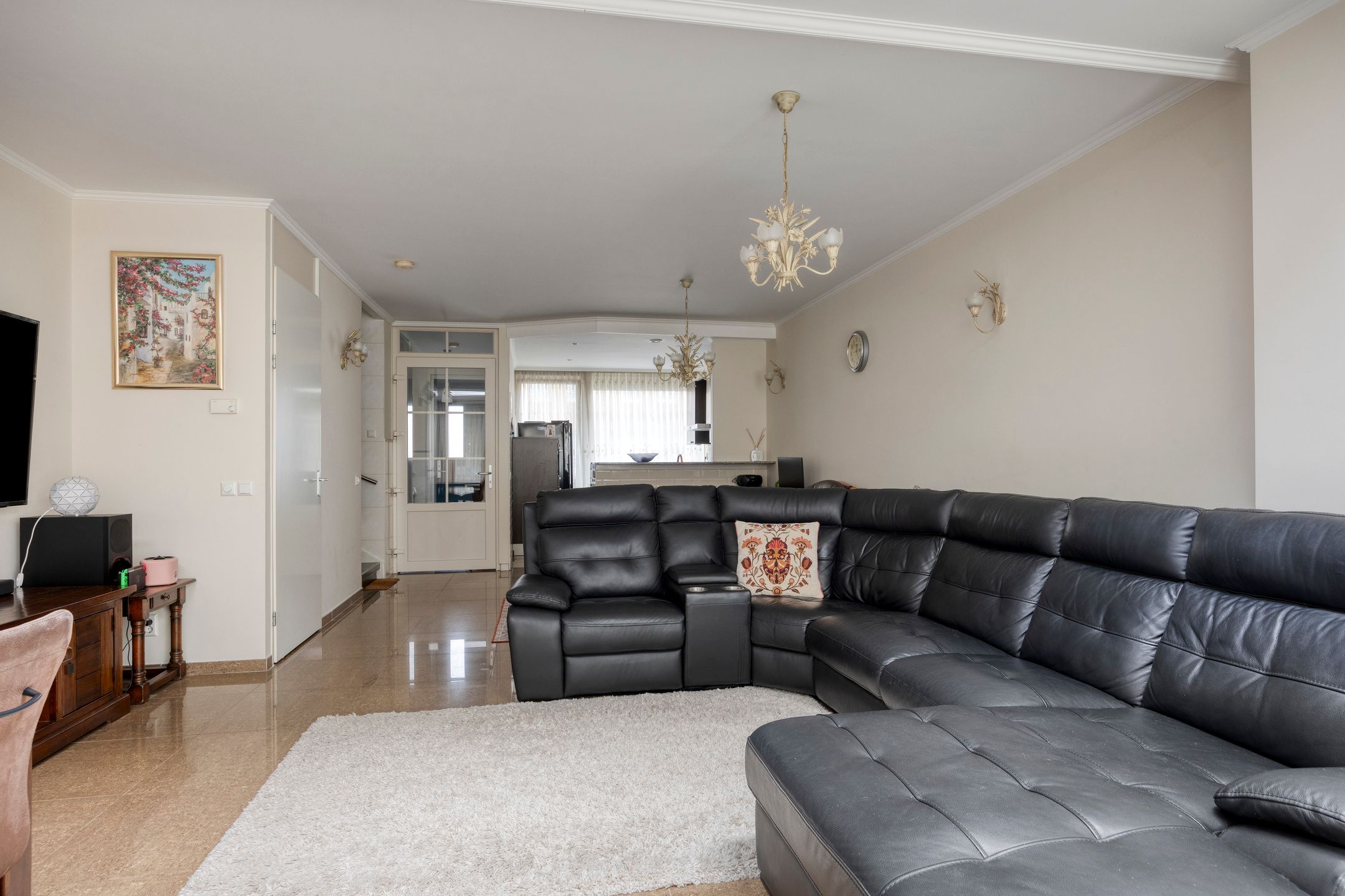 Spacious end terraced house with 4 bedrooms, parking space and solar panels in Spoorwijk — 12